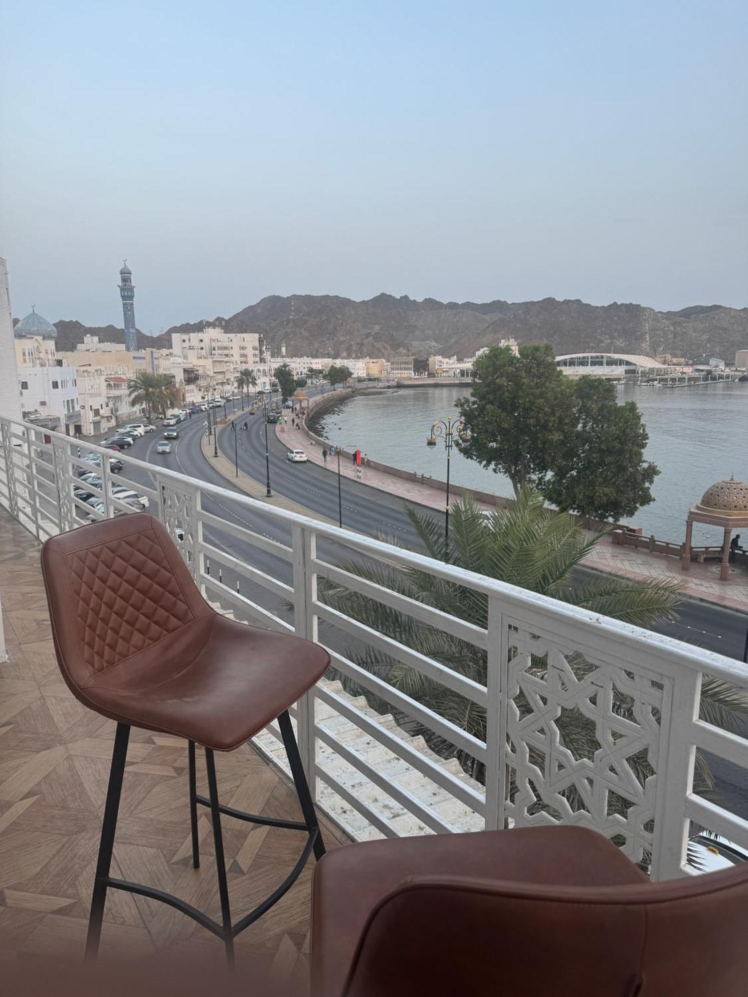 Apartamento Muttrah Souq And Sea View Mascate Exterior foto