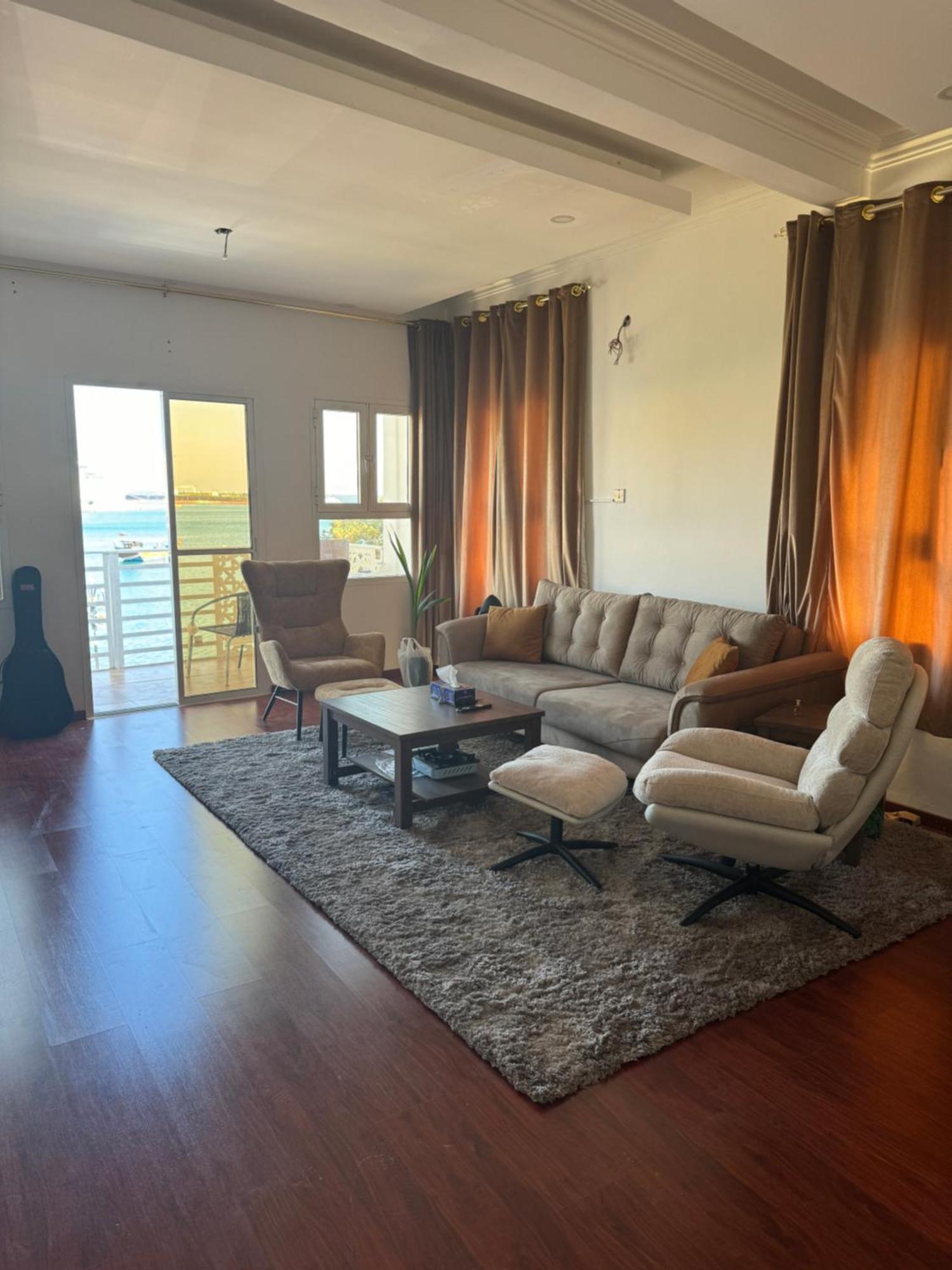 Apartamento Muttrah Souq And Sea View Mascate Exterior foto