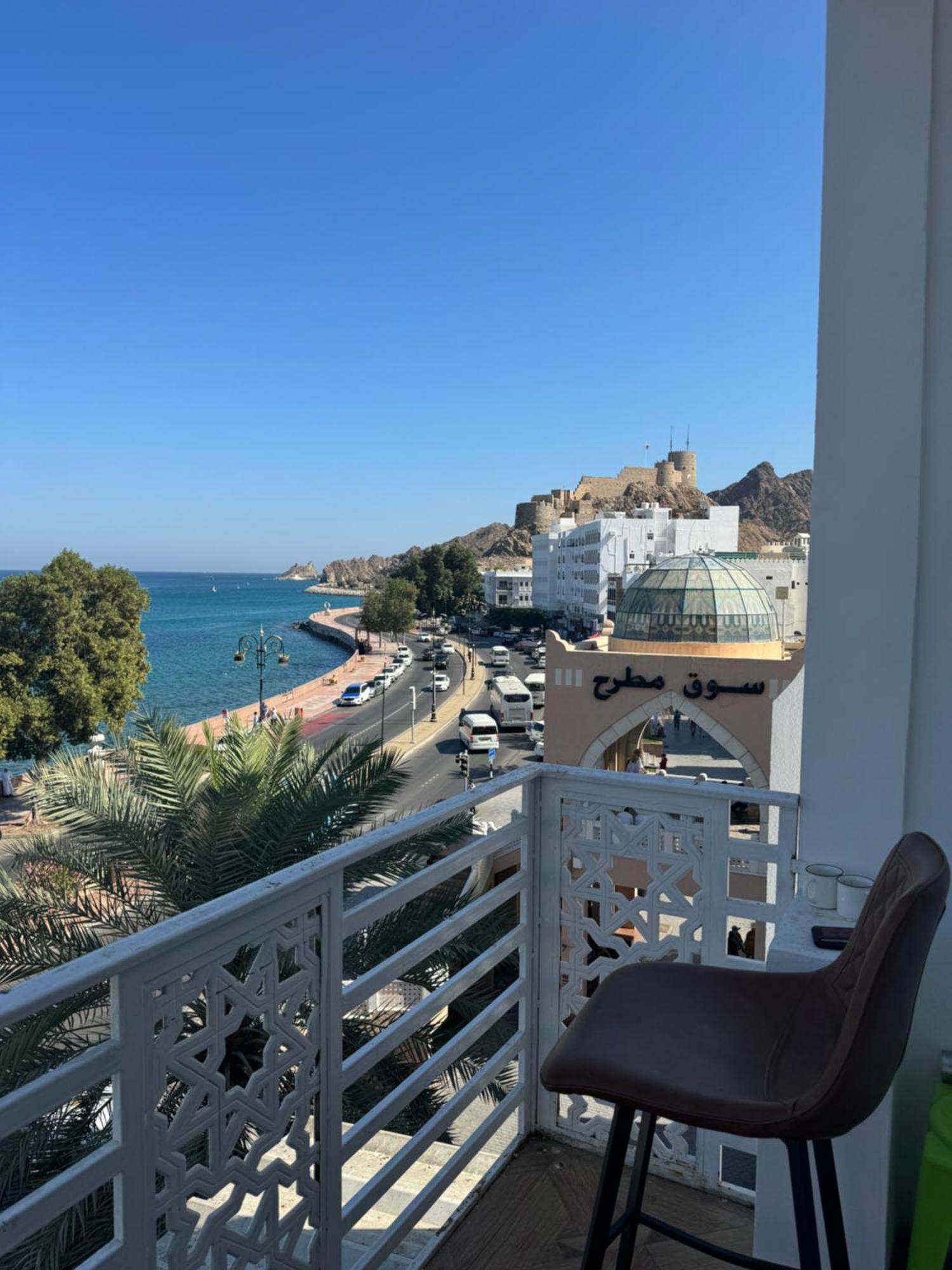 Apartamento Muttrah Souq And Sea View Mascate Exterior foto