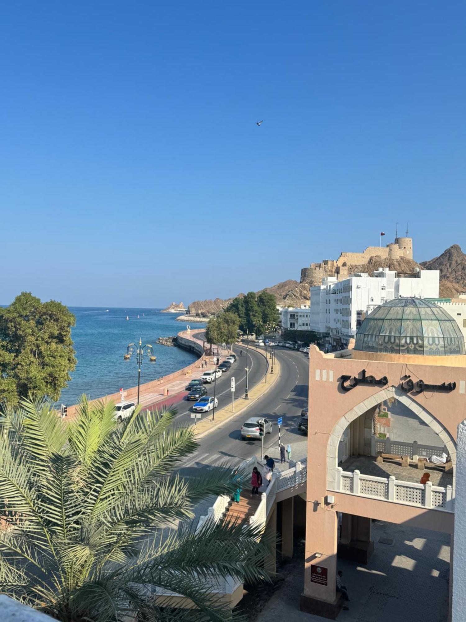 Apartamento Muttrah Souq And Sea View Mascate Exterior foto